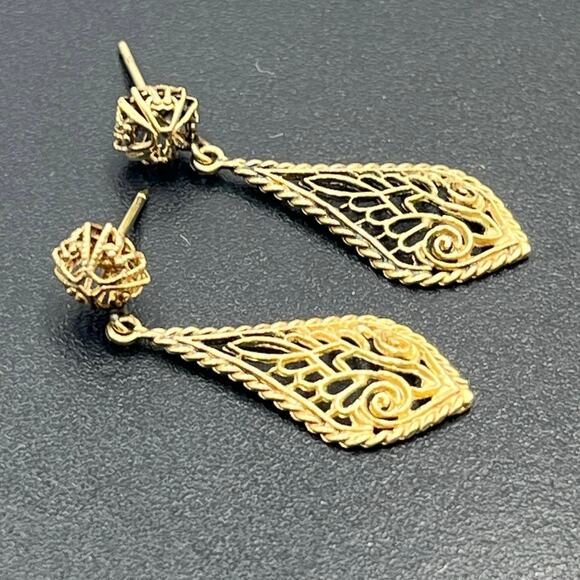 14k Yellow Gold Teardrop Filigree Lace Ornate Dangle Drop Earrings 2.1 grams - Picture 2 of 9